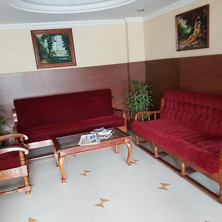 טריואנדרום Hotel The Samrat מראה חיצוני תמונה