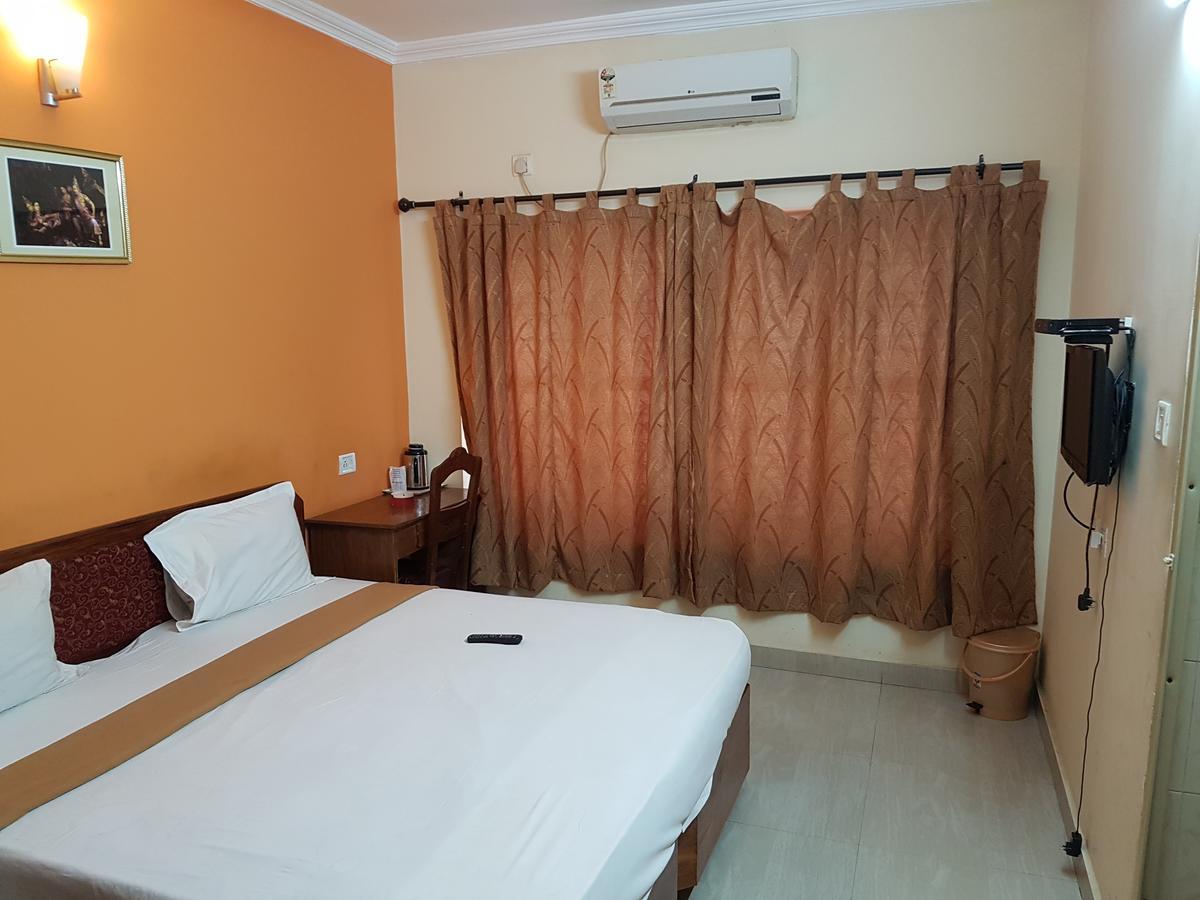 טריואנדרום Hotel The Samrat מראה חיצוני תמונה