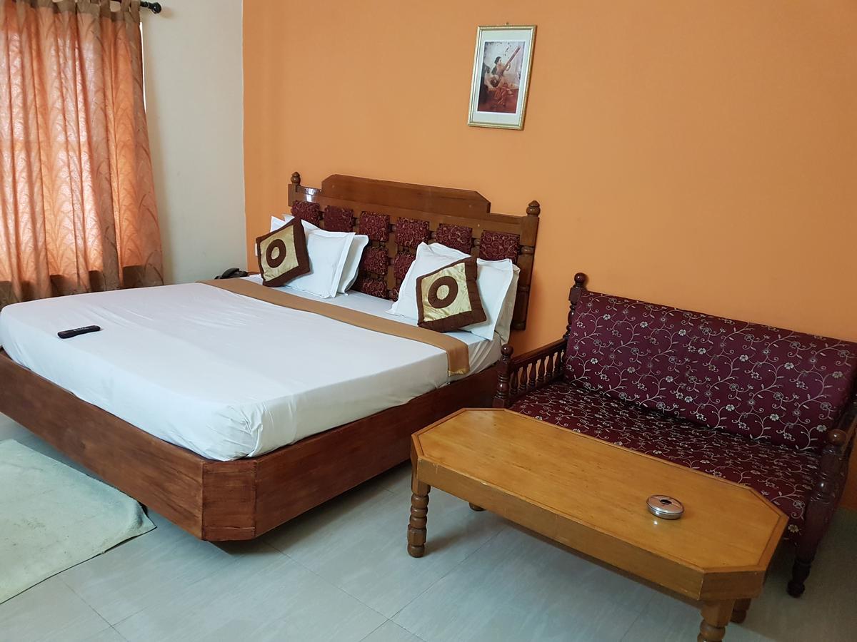 טריואנדרום Hotel The Samrat מראה חיצוני תמונה