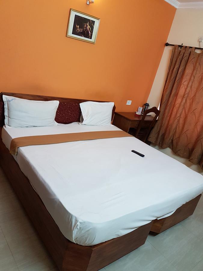 טריואנדרום Hotel The Samrat מראה חיצוני תמונה