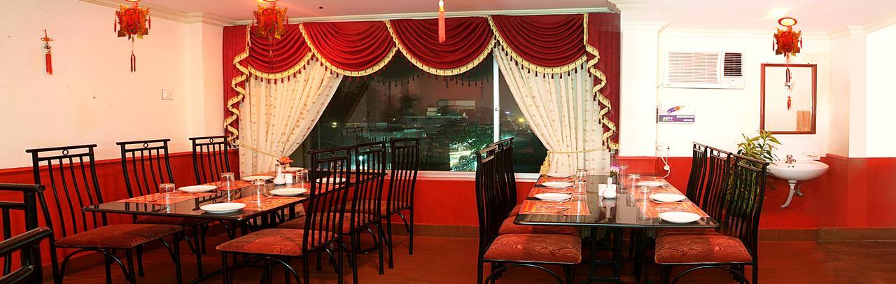 טריואנדרום Hotel The Samrat מראה חיצוני תמונה